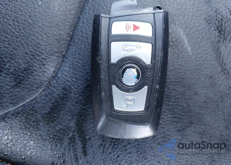 2014 BMW 320I xDrive z USA, uszkodzony, nr VIN WBA3C3C59EPV90952